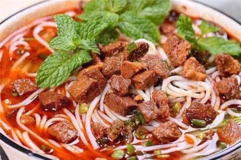 管记云南过桥米线